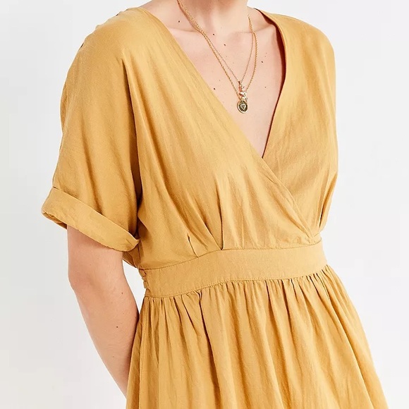 Urban outfitters Gabriella yellow linen wrap midi dress - Picture 5 of 12